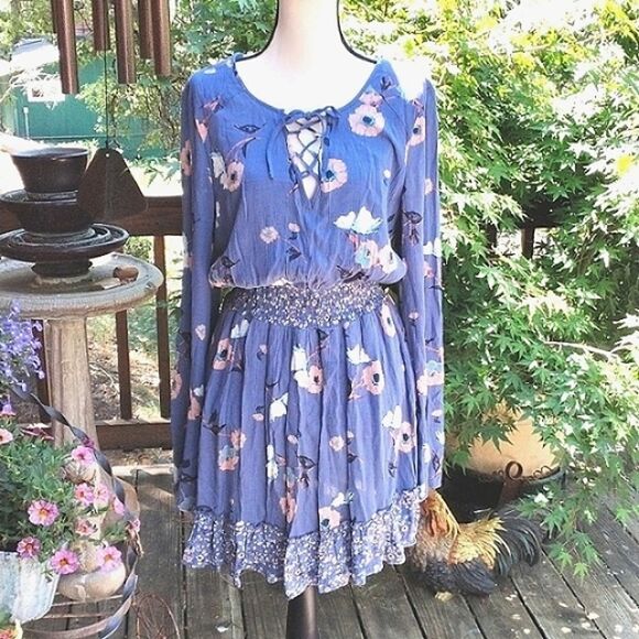 Shyanne Dress  - Picture 1 of 12